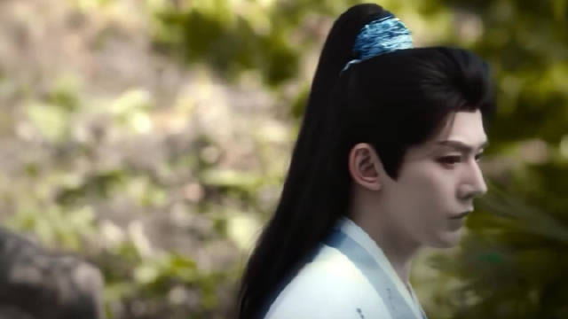 春风沉醉，吹不展愁眉