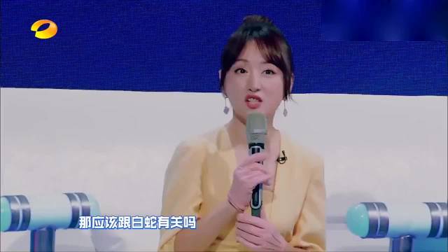 高胜美惊艳登台嗨唱，谢娜激动的都成迷妹了，童年女神风采依旧！