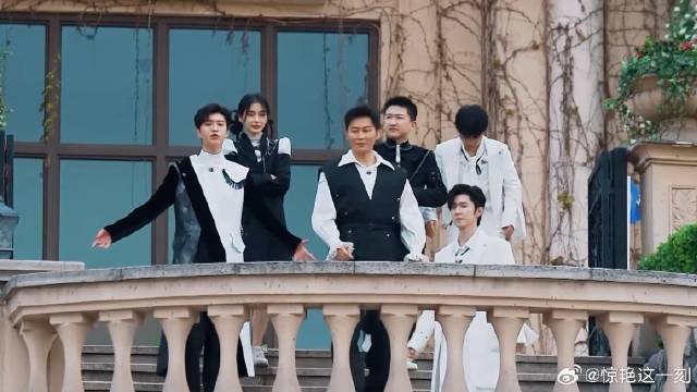 范丞丞太能吹了吧 来到游戏场地，他直接就说他家的庄园！