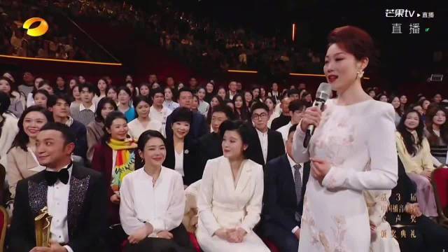 尼格买提金声奖cue双北，何老师撒老师互动引关注