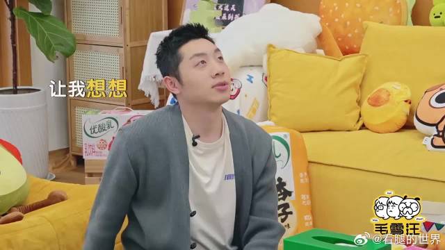 许昕说有教练在，我们都谨言慎行！谁料视频一出啪啪打脸