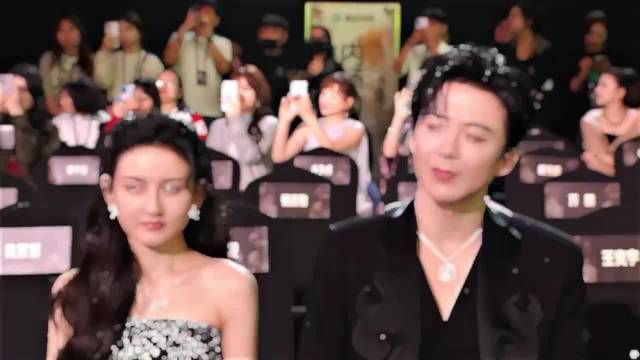 沉寂两年或许只有她才能真正的共情和理解她的不易