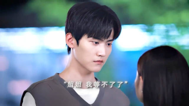 那不得不提周柯宇饰演的李雾了 作为狙击蝴蝶男主演技大出圈 柯宇好棒