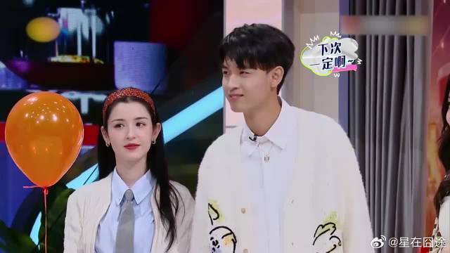 陆冲老板教学滑板，黄明昊现场展示，结果被打了