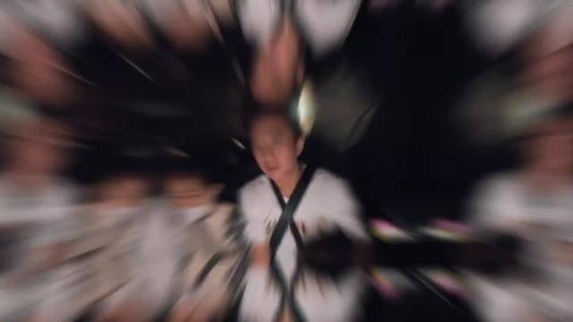 邓超搭乘素人的车，一句话打脸虚假内娱！