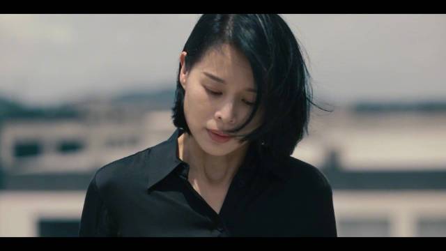 成曼去到李道奇出事的天台，发现了李道奇留下的“到此一游”字迹，瞬间崩溃