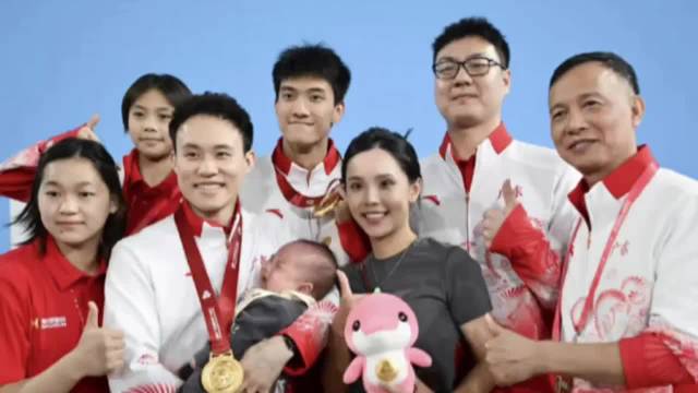 全红婵替谢思埸看娃谢嫂在场何威仪暖心举动