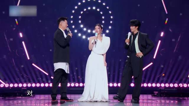 姚晓棠清唱《已经有我啦》，刘宇宁傻眼：这歌是你唱的呀