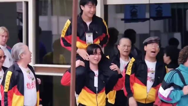 回看星爷这段电影片段仿佛“我的青春回头看了我一眼”