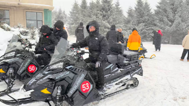 安图雪岭雪地摩托开启冰雪狂飙