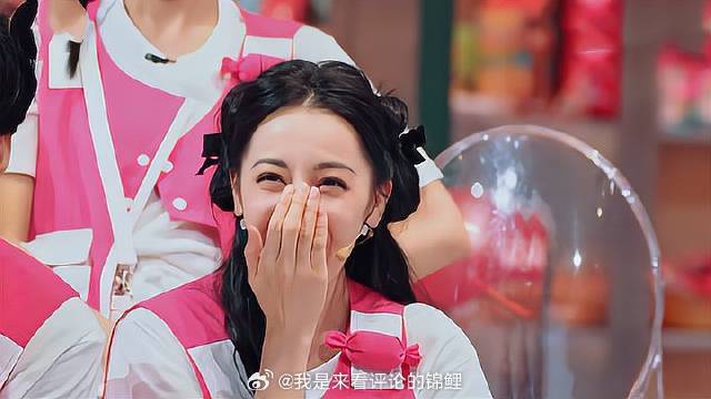 秦霄贤的画太抽象，檀健次竟长这样？迪丽热巴快笑疯！