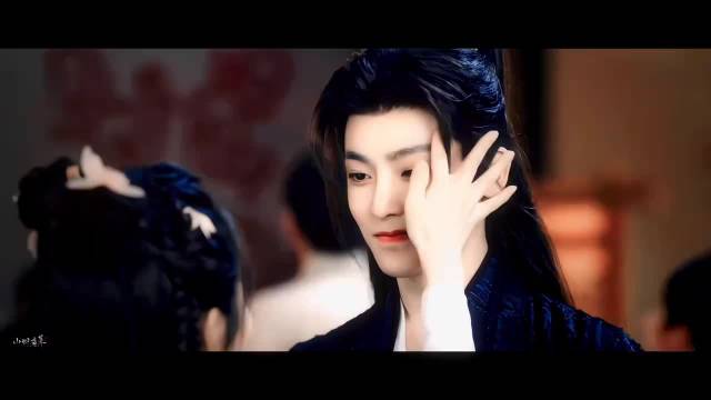 侯明昊红瞳妖纹造型曝光，新角色红烨引期待