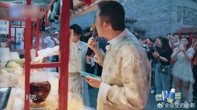 刘涛运气也太好了！上秒还在找酸嘢，下秒转头就看到