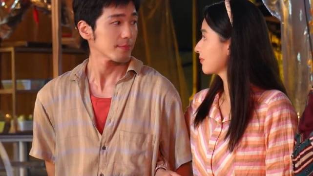 白宇王玉雯新剧《奇迹》地摊文学，两人眼神戏好细腻，心照不宣的心动