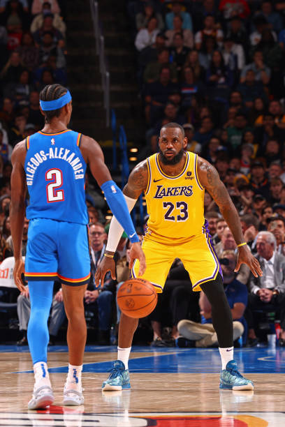 詹姆斯称限制亚历山大需阻止其罚球，比肩火箭哈登