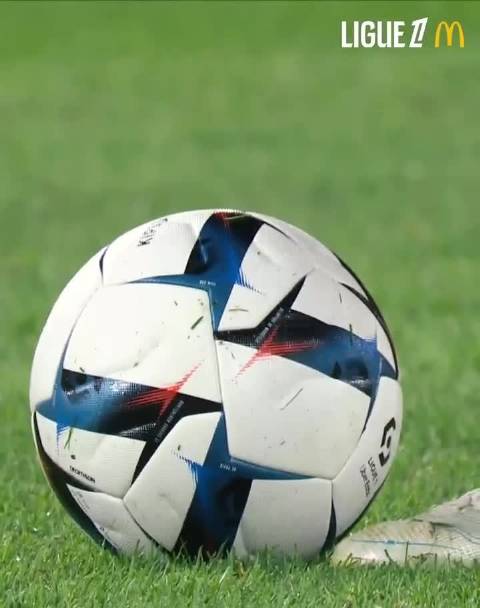 智利国脚桑切斯马赛时期任意球攻破摩纳哥