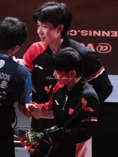 指到谁谁就要看