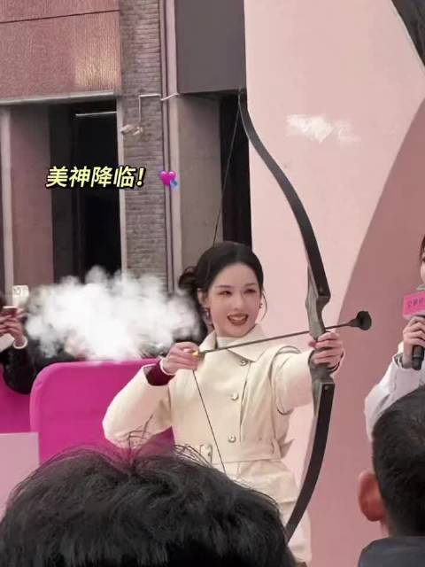 嘟嘟来啦！简直美神降临！ 生图都惊为天人！嘟嘟你是超级萌的兔叽！