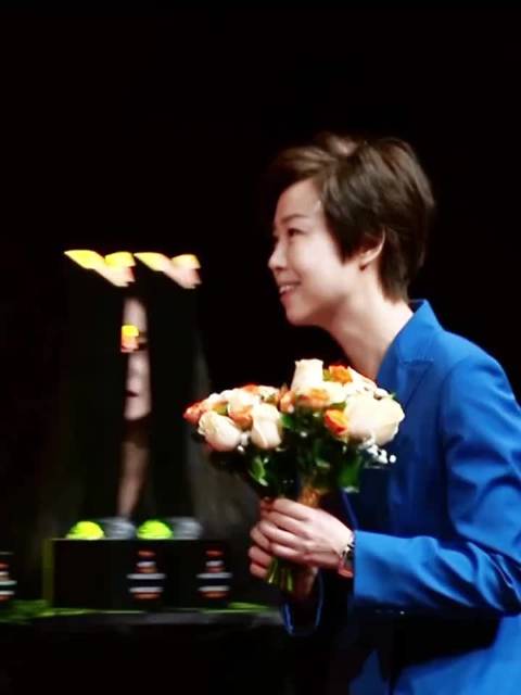 两代魔王的心心相惜 怡宁姐说莎莎“你太拼了”