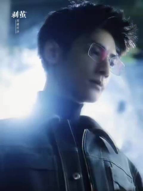 罗云熙《剥茧》诠释正义法医,齐思哲成观众新宠