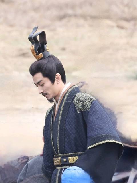 又是为大王着迷的一天 陈晓秦谜