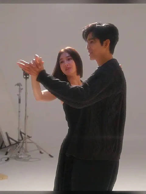 这对cp说是2025中偶天花板不过分吧！