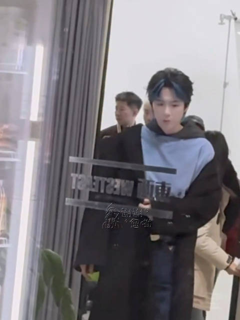 这个发型发色真的超好看啊