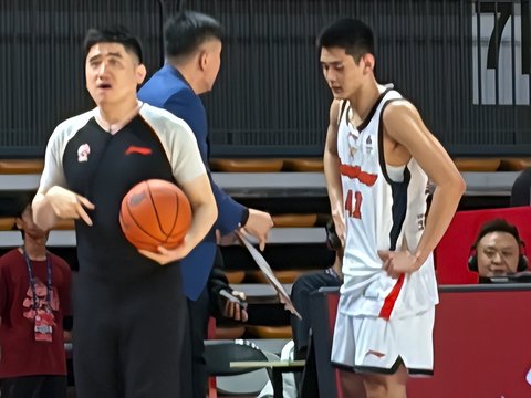 广东首节大胜广州！萨林杰单节14分，王洪泽稳篮下，徐昕吃瘪了！