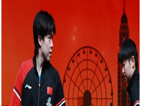 王楚钦绑护带回北京，香港球员杜凯琹炮轰WTT不敢想莎头有多累