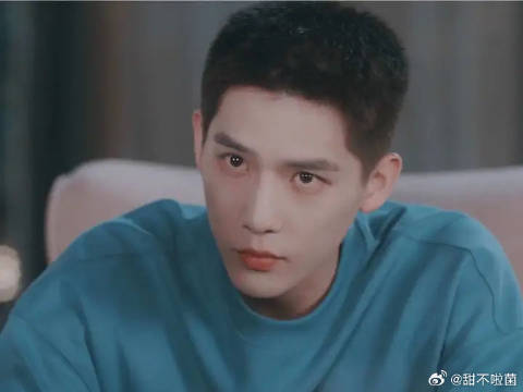 “你生下来就二十八岁吗”年下弟弟花式吃醋真的太得我心了