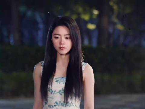 赵今麦直播坦言最爱拾级而上名场面，与宋威龙复刻雪夜救场