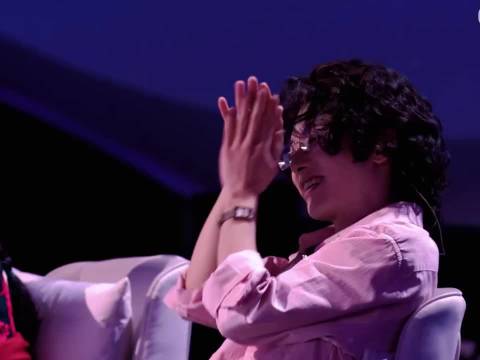 何炅调侃徐松松刘海帘，华晨宇笑翻