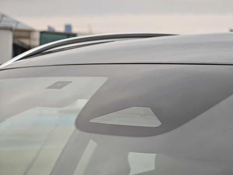 全新沃尔沃XC60上搭载的City Safety城市安全系统