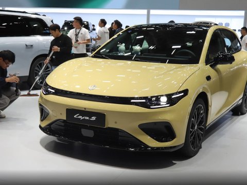 零跑Lafa5开启全国交付，售9.78万起，高配还带激光雷达