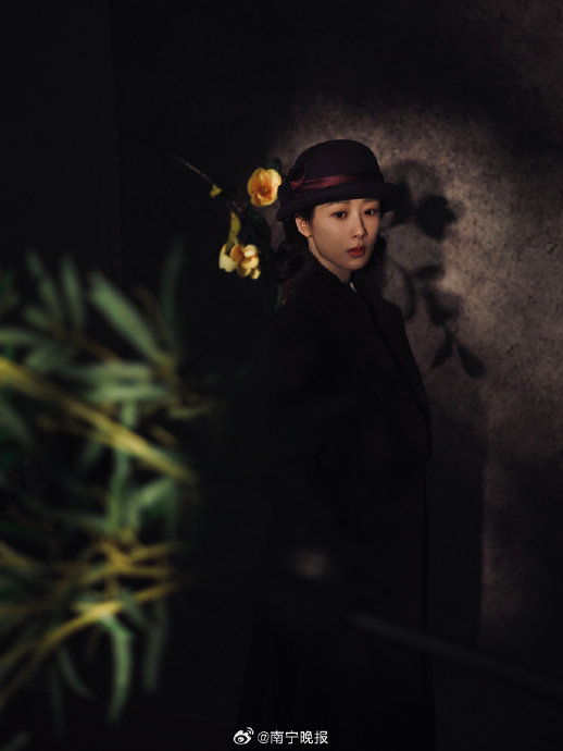 杨紫连续获正剧资源引关注