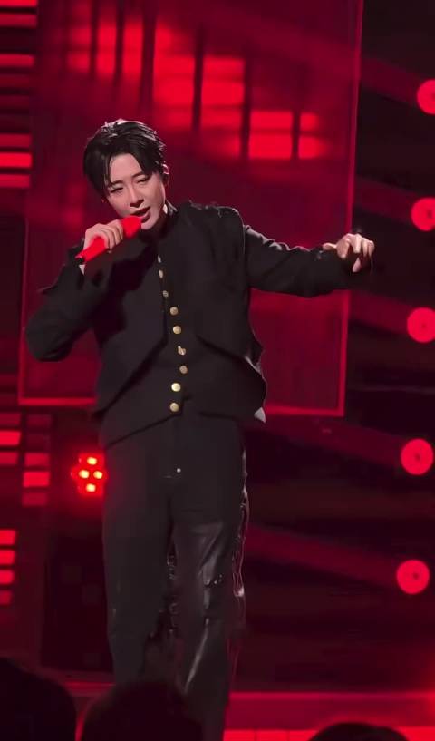 刘宇宁的烟嗓 太有辨识度了 很难忘记的声音