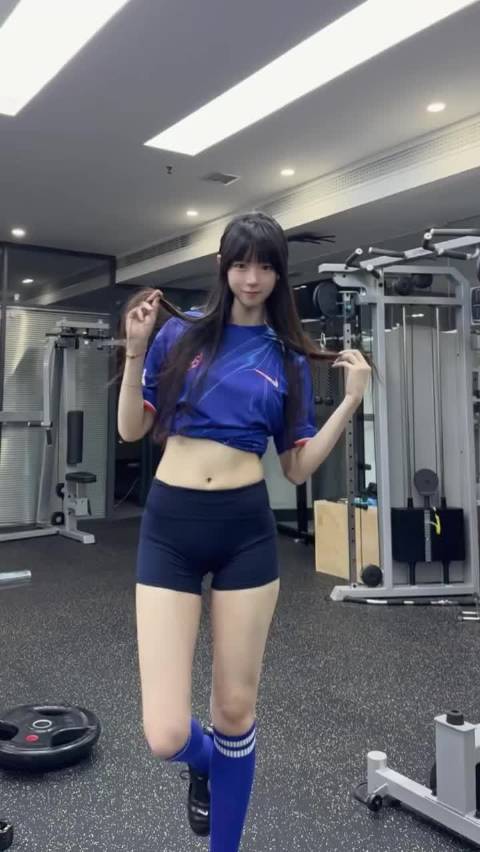 长得像徐娇的切尔西女球迷