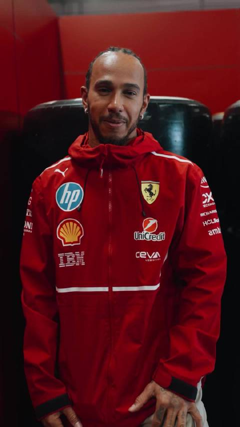 “牛姐”金曲循环播放 刘易斯的假期专属BGM