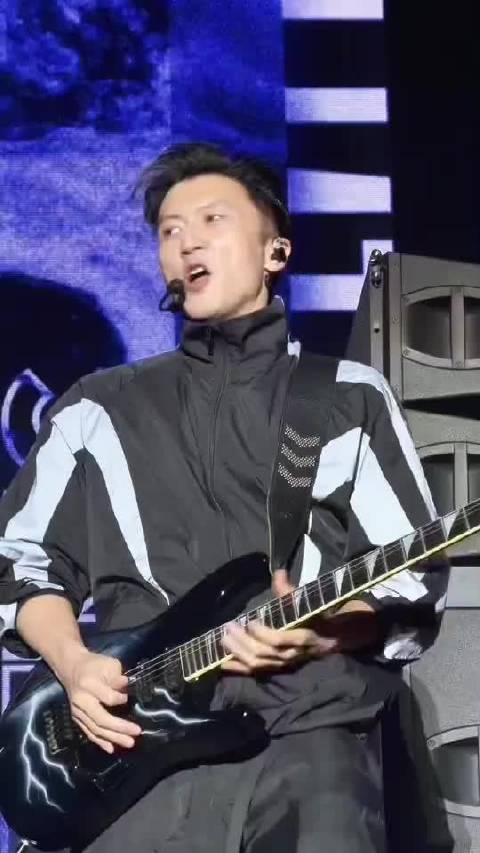 谢霆锋2026进化演唱会首站官宣深圳3月开唱