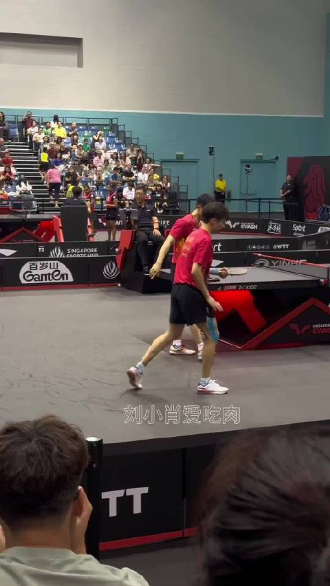 林高远带病坚持训练并帮助残障运动员陪练