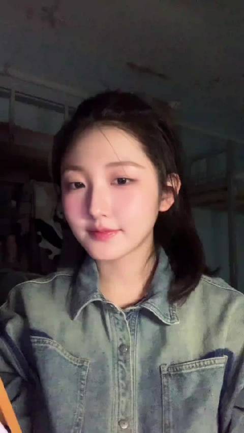 汪苏泷难哄主题曲像晴天像雨天