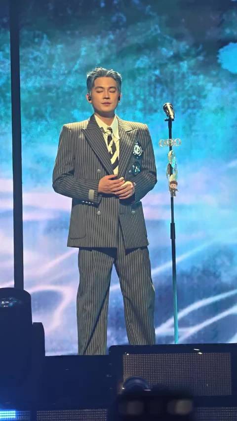 欧豪杨紫新剧官宣，80年妆造挑战演技