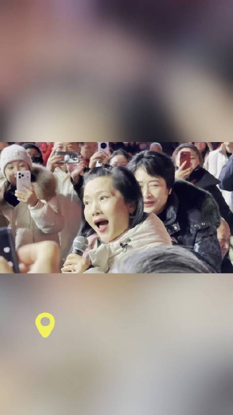 何赛飞&许娣老师随强基工程中国文联文艺志愿服务活动来到邯郸道现场演唱！