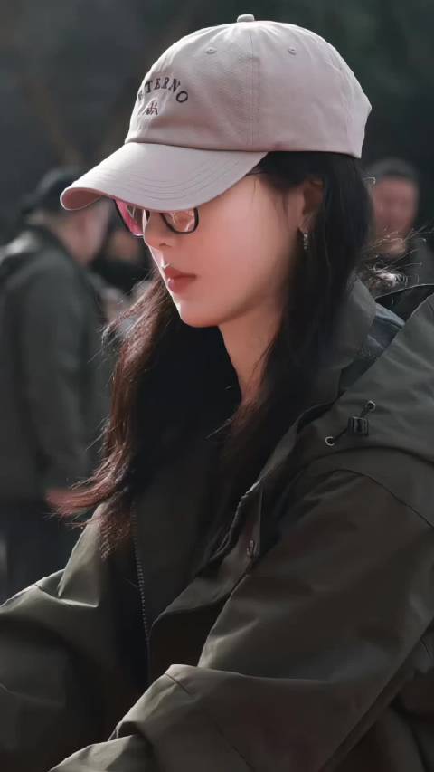 今天的第一条好消息，等到董竹君 开机