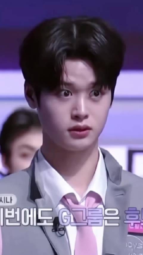 之前在洋抖上很火的马达加斯加视频 洋抖8.7w 完全一模一样吧 .