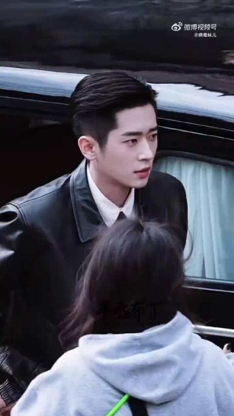 丞磊新剧玉簟秋开机，演绎乱世权谋深情