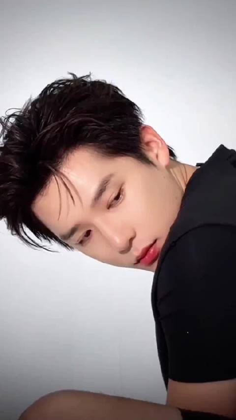 王安宇真的可以做到一个眼神就能把人狠狠的拿捏啊