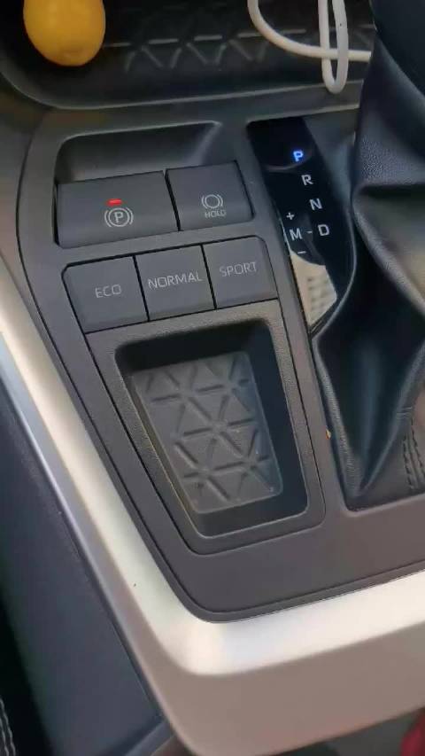 谁能解释一下丰田设计这个空间的真正用途是什么？