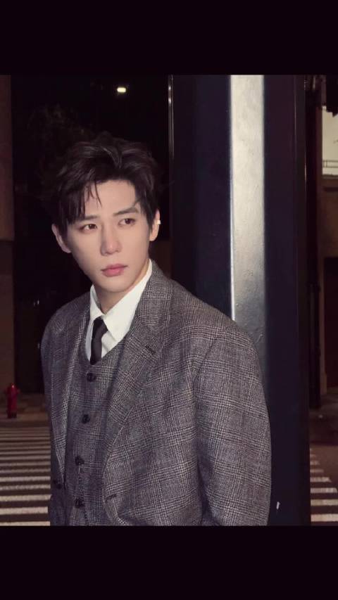 王安宇粉丝暖心喊话：不要否定自己，你是最棒的王安宇