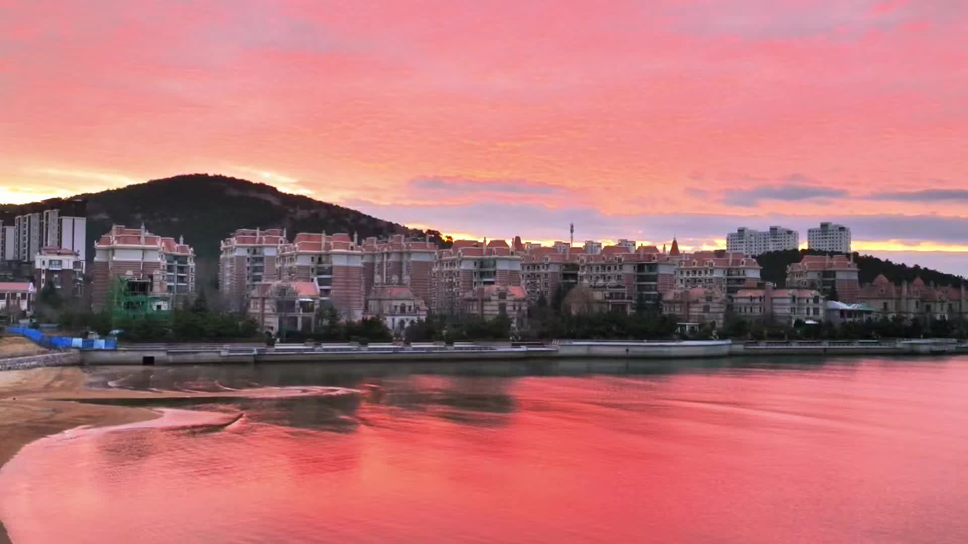 青岛西海岸晨光鎏金海天如画